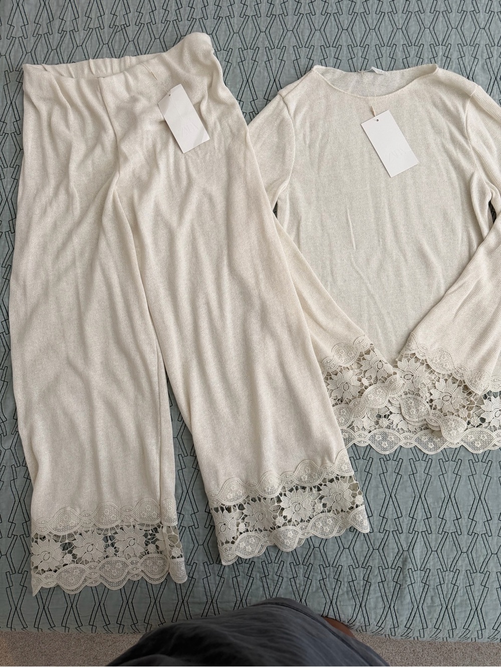 Zara Cream Lace-Trim Set
